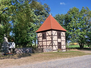 historicher Glockenturm in beutel